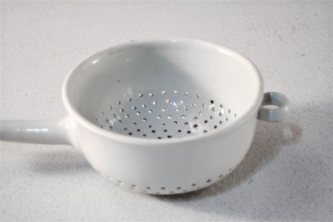 Foto Ceramic Sieve Germany 1935