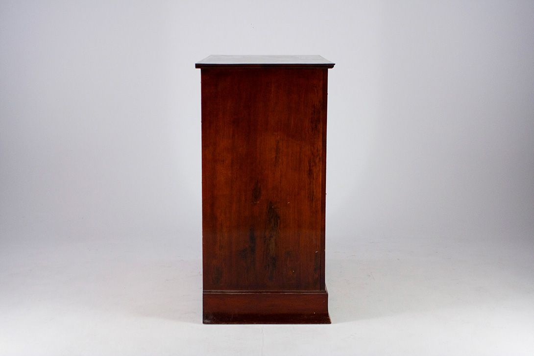 Foto Prussian Classicim Mahogany Wooden Dresser *N