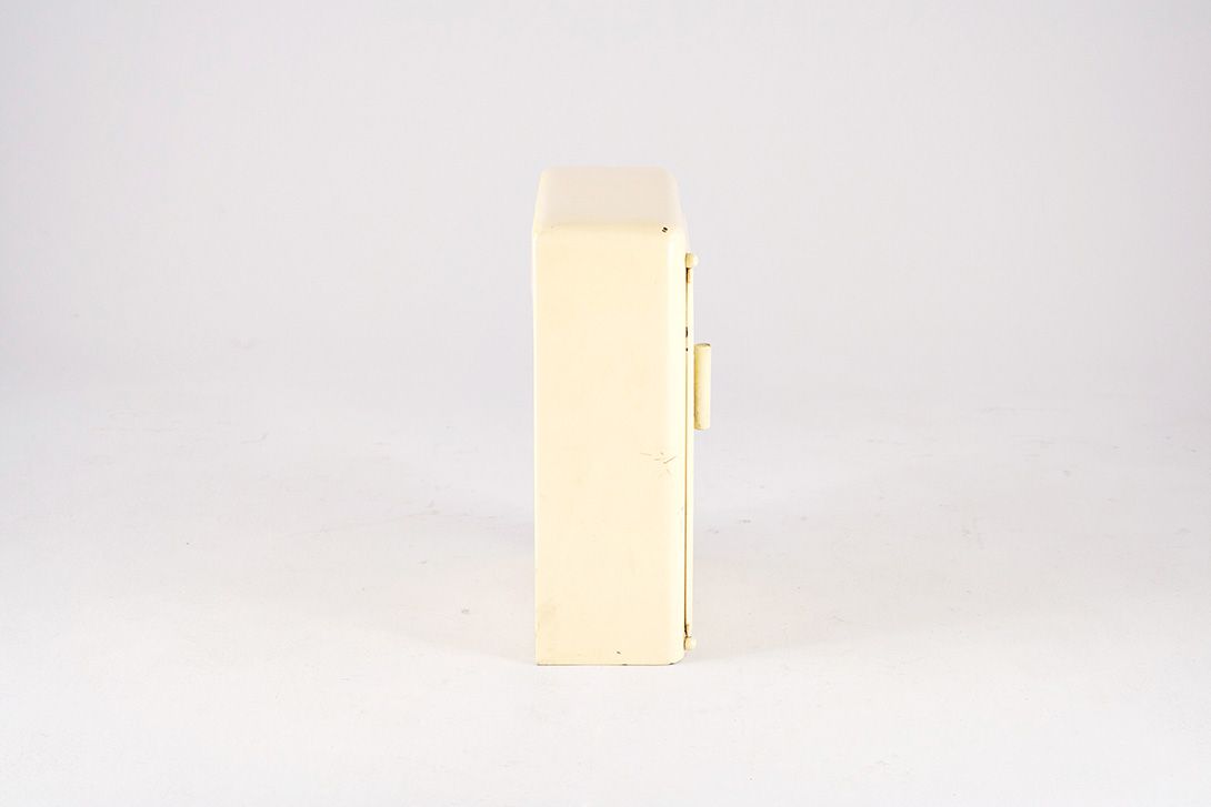 Foto Metal Cupboard