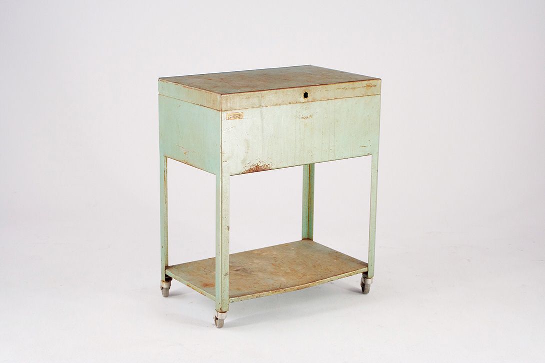 Foto Metal Workshop Trolley GDR 1956