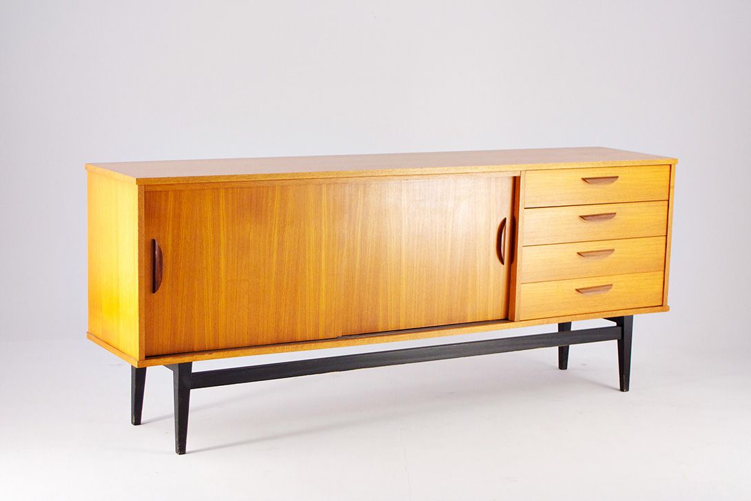 Foto Sideboard Nutwood Sweden 1956 w190