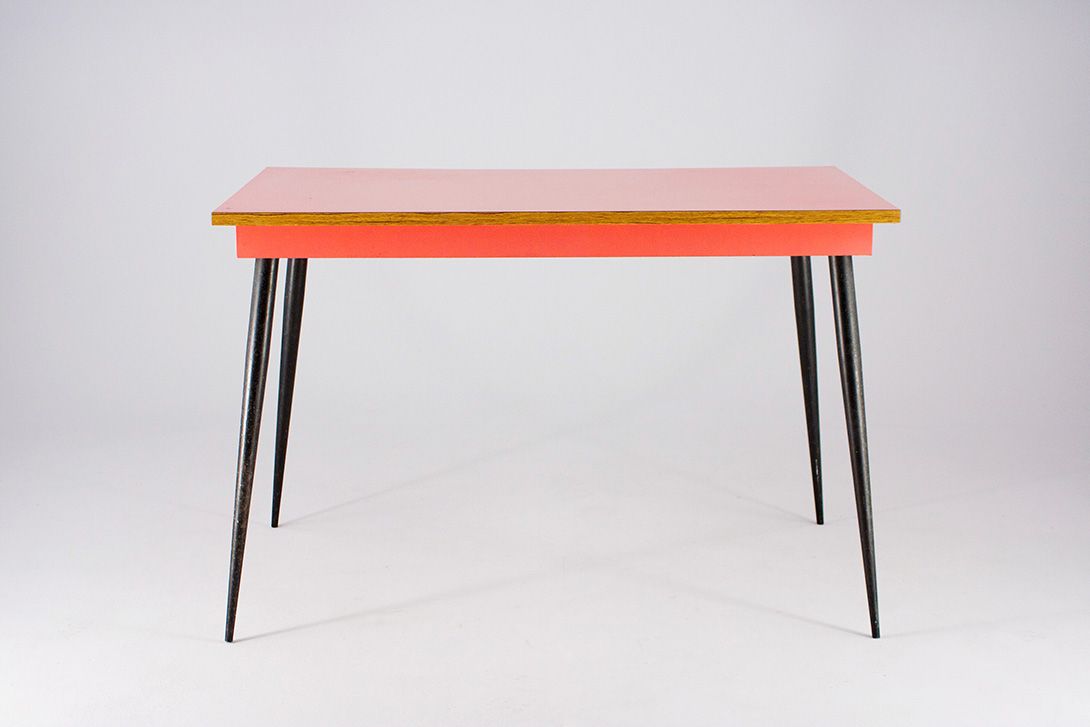 Foto Strawberry Red Kitchen Table Italia 1954 h80x120x70