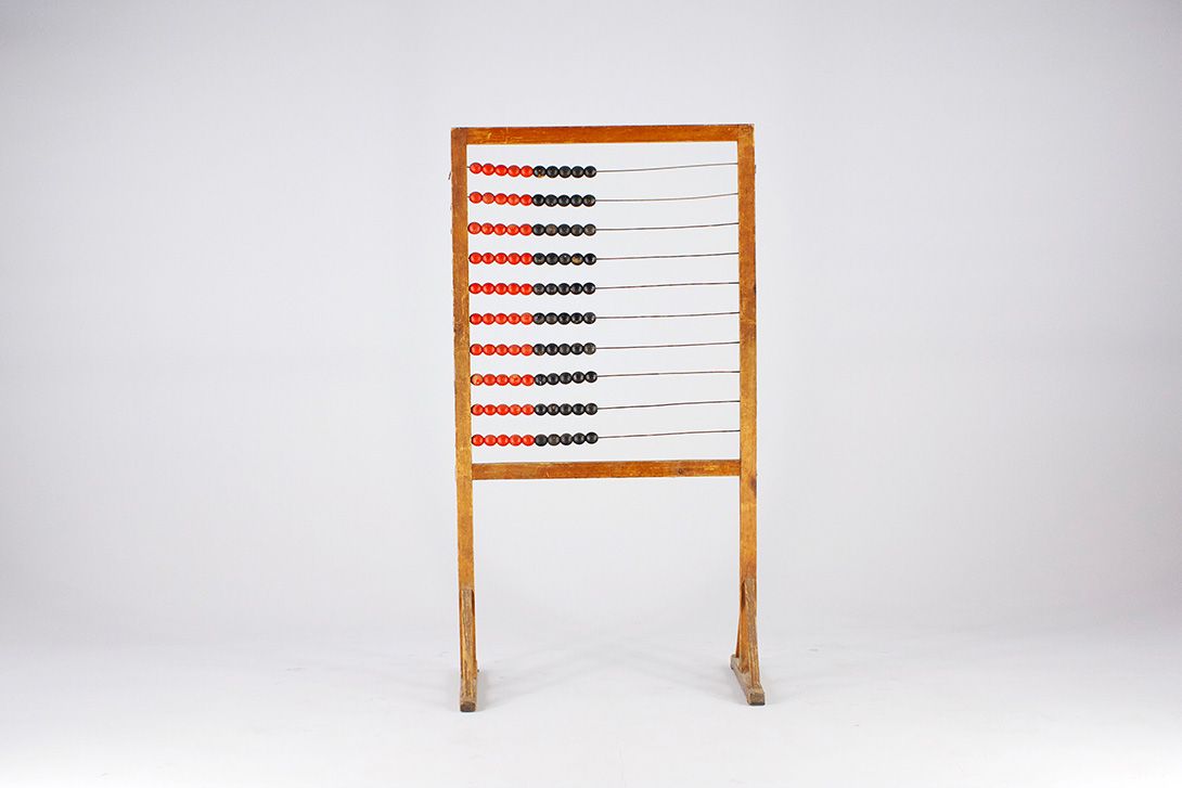 Foto Tall Abacus Stand for the Teacher h170