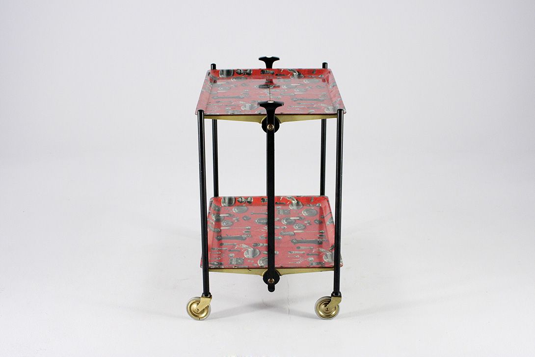 Foto Red Serving Cart with Silver Kitchen Theme h66x68x41
