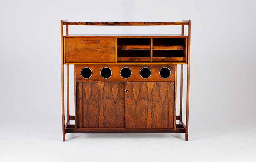 Foto Danish Rosewood Bar by Erik Buck 1955 h120x125x50