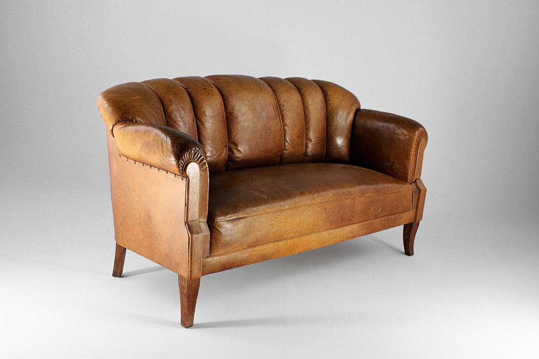 Foto Art Deco Leather Sofa 1923 h90x170x76 //