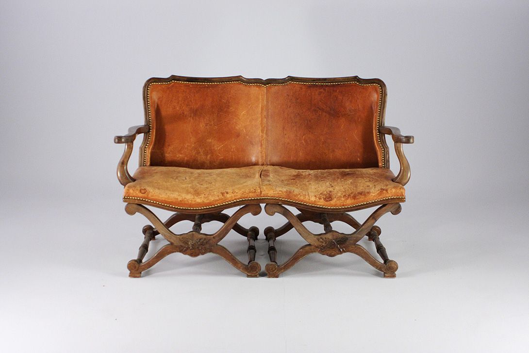 Foto Baroque Sofa Leather &#038; Wood 1736 DECORATION ONLY