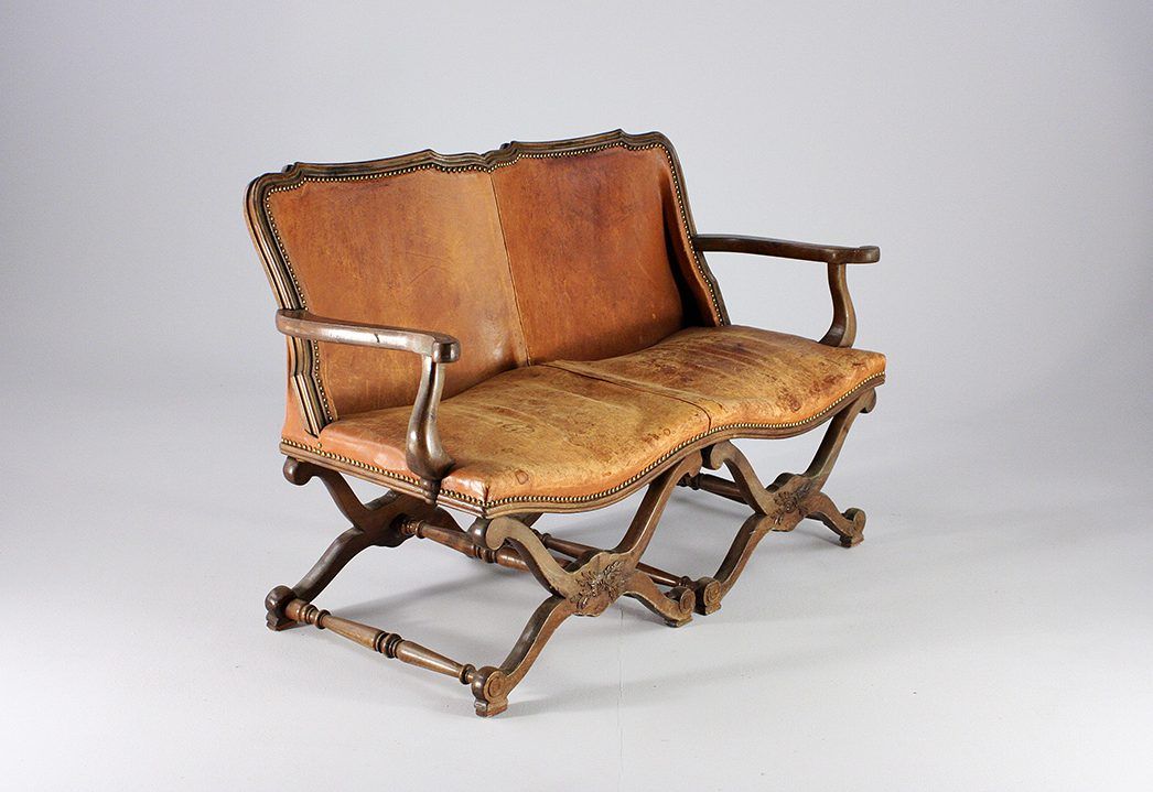 Foto Baroque Sofa Leather &#038; Wood 1736 DECORATION ONLY