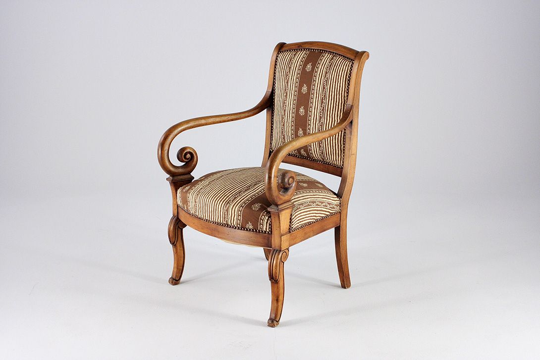 Foto Period Furniture Armchair