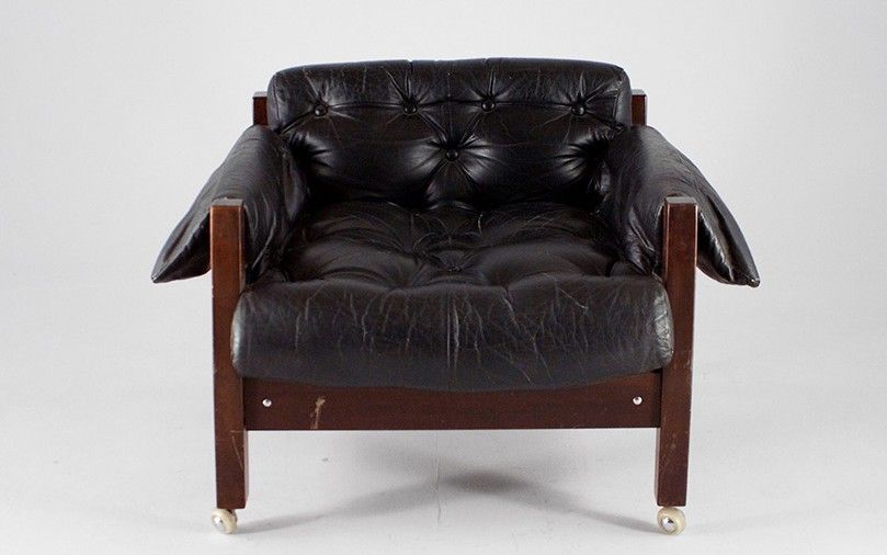 Foto Percival Lafer Armchair on Wheels