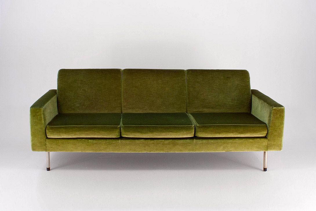 Foto Knoll Sofa Green Velvet 1968