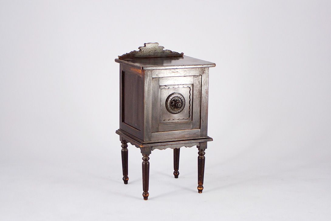 Foto Night Stand Historism Matching Cabinets Italy 1930 h84x45x40