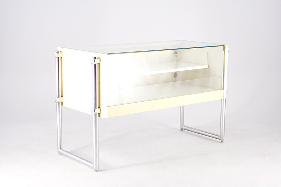 Foto White Shop Display h85x135x63