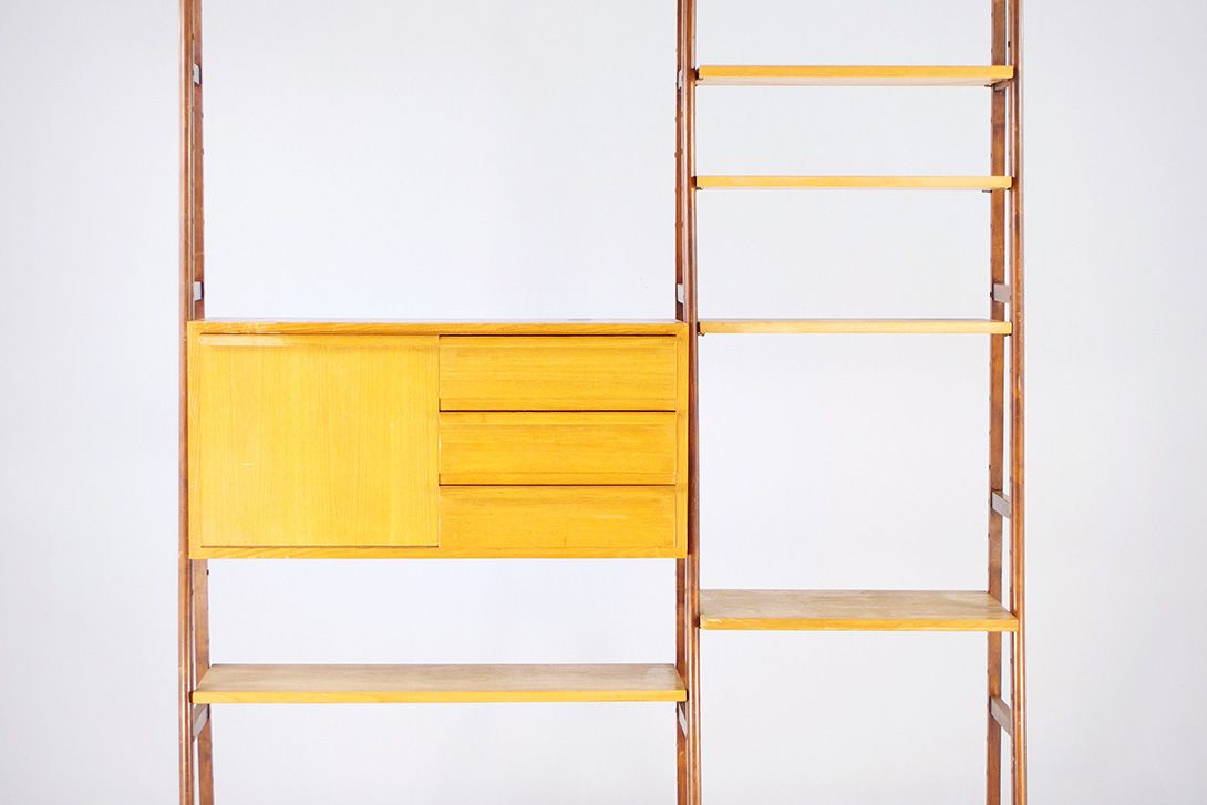 Foto German All Wood String Shelf 1960