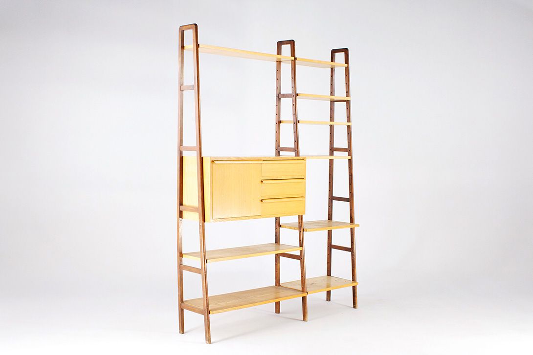 Foto German All Wood String Shelf 1960
