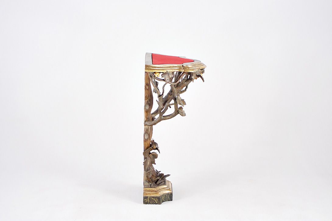 Foto Antique Naturalism Console with Carved Leaves h90x95x40