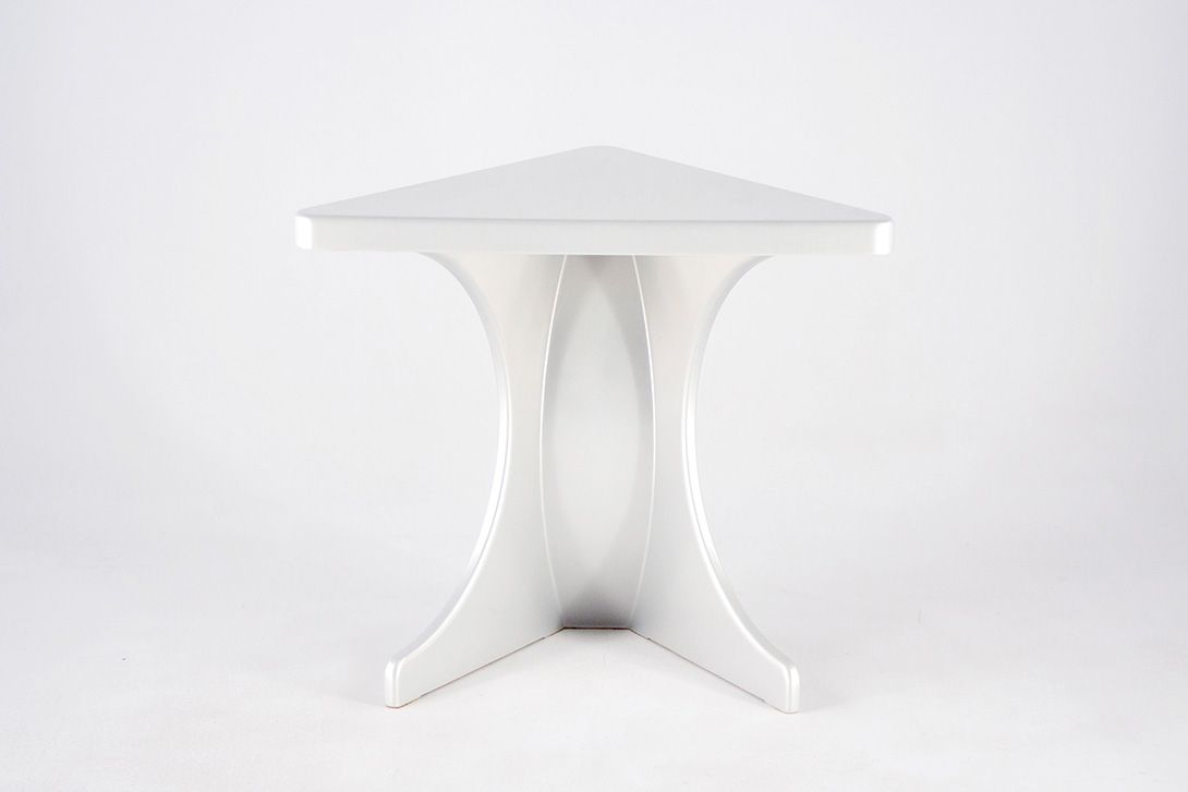 Foto GDR Plastic Console h70x66x74
