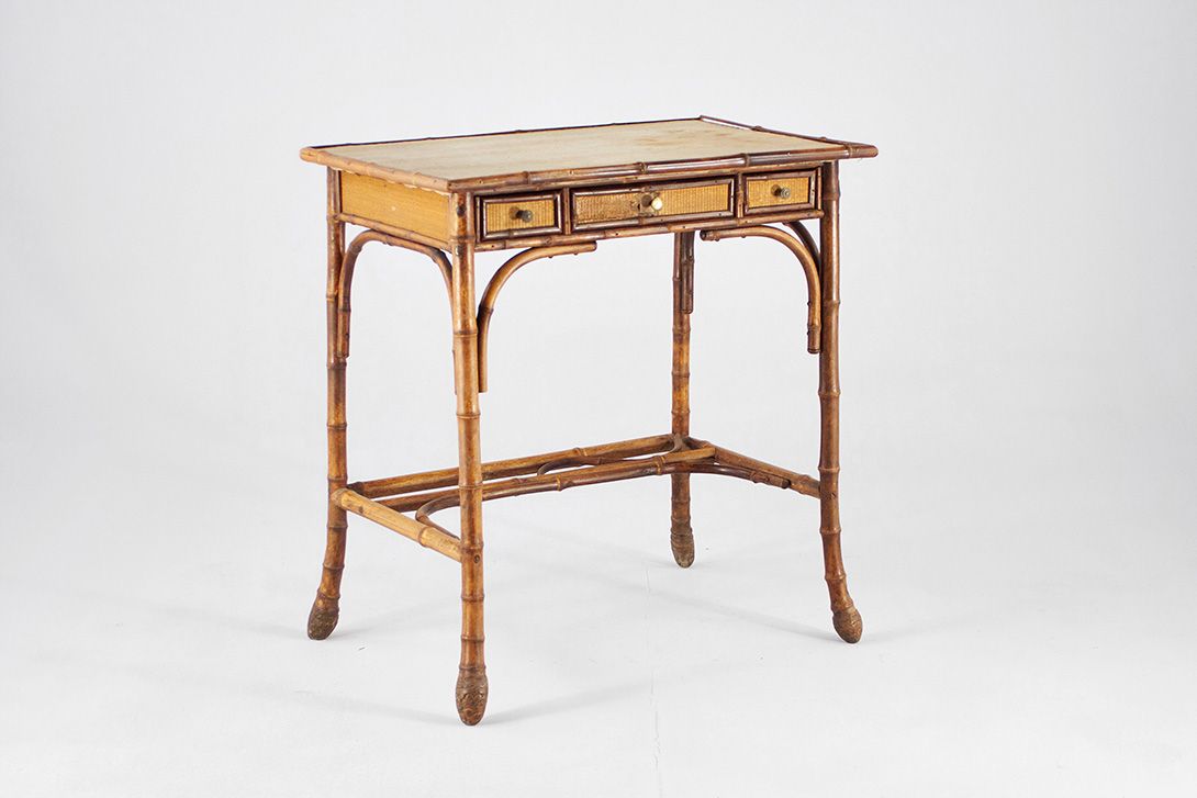Foto Small Ladies Writing Desk Bamboo 1890 h77x71x47
