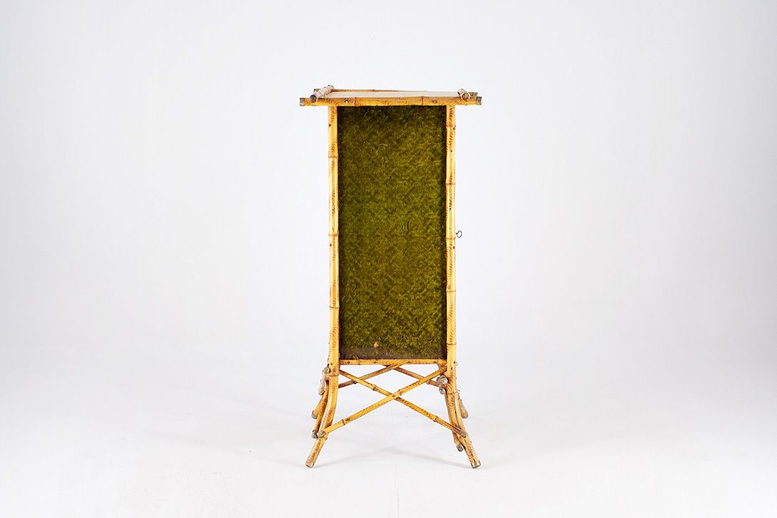 Foto Small Bamboo Cupboard