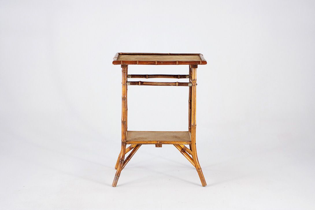 Foto Fragile Side Table Bamboo Wihelminian Era h78x60x43