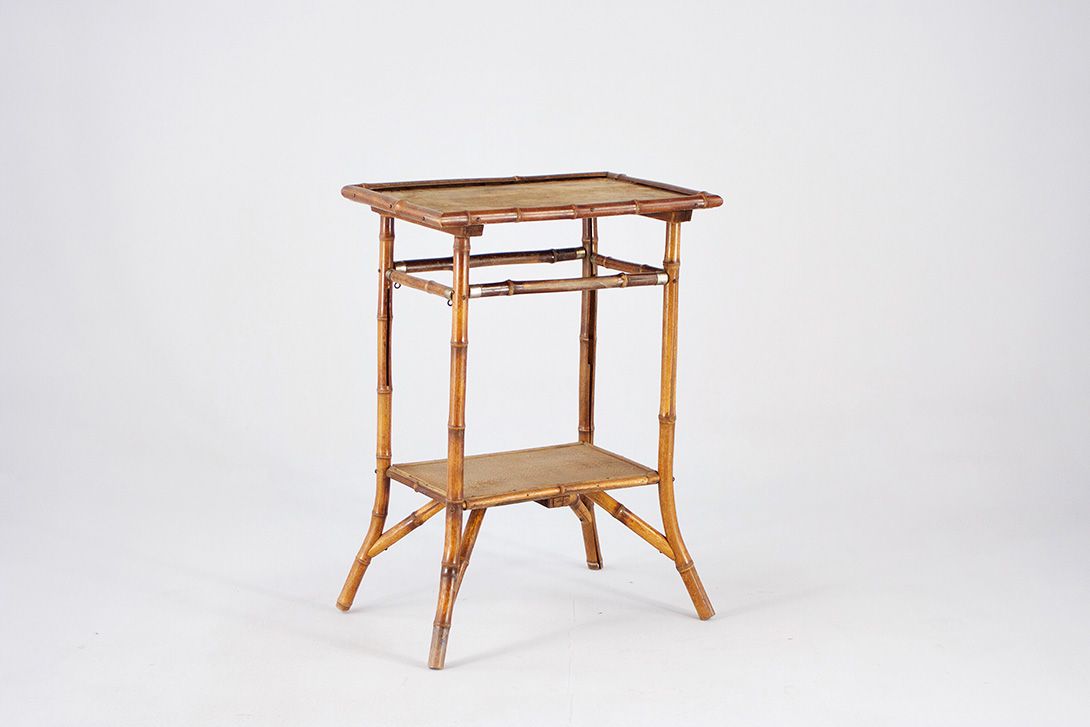 Foto Fragile Side Table Bamboo Wihelminian Era h78x60x43