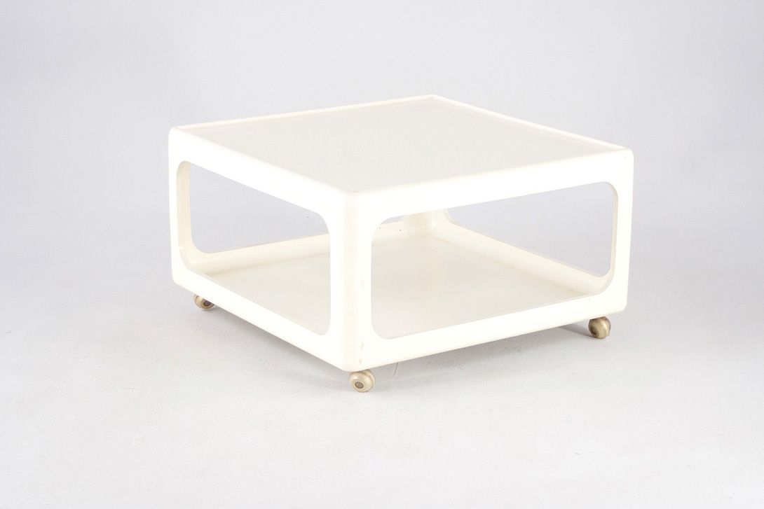 Foto White GDR Plastic Coffee Table h42x72