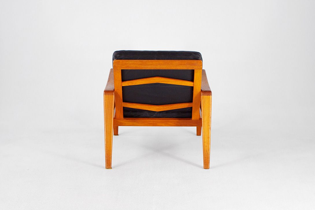 Foto Arne Wahl Iversen Leather Lounge Chair Komfort Denmark 1960 //