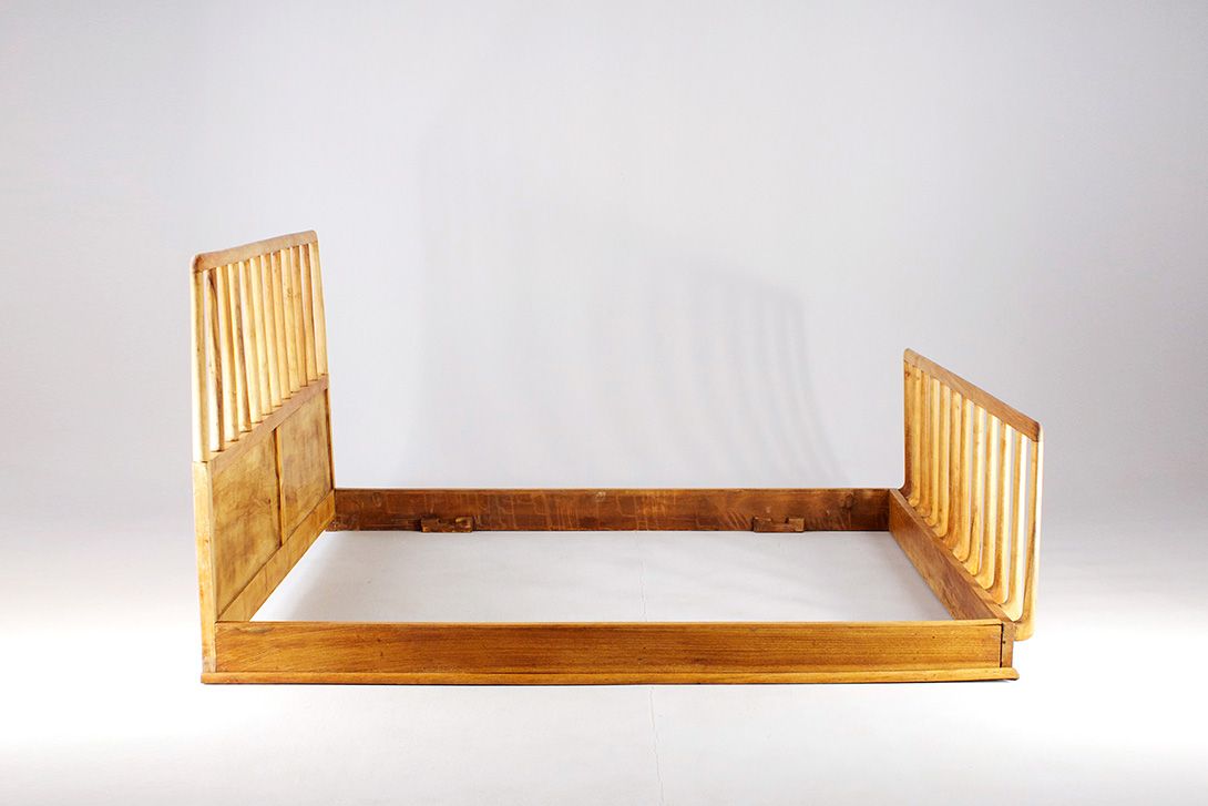 Foto Wooden Twin Bed 180cm