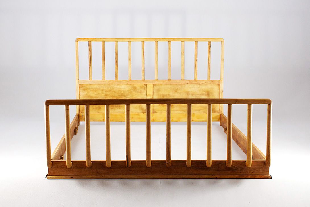 Foto Wooden Twin Bed 180cm