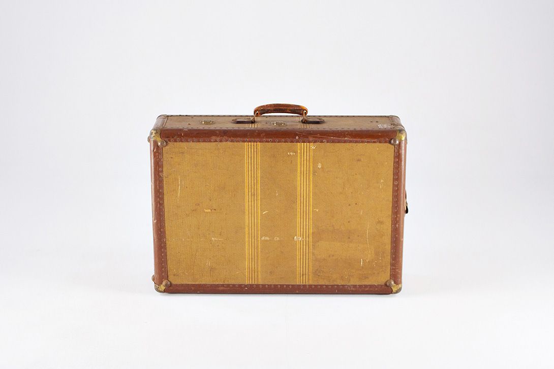 Foto Old Cardboard Suitcase South Germany