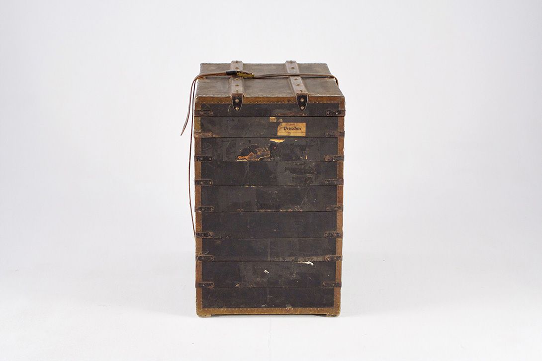 Foto Antique Sales Rep Case for Artificial Flowers 1910
