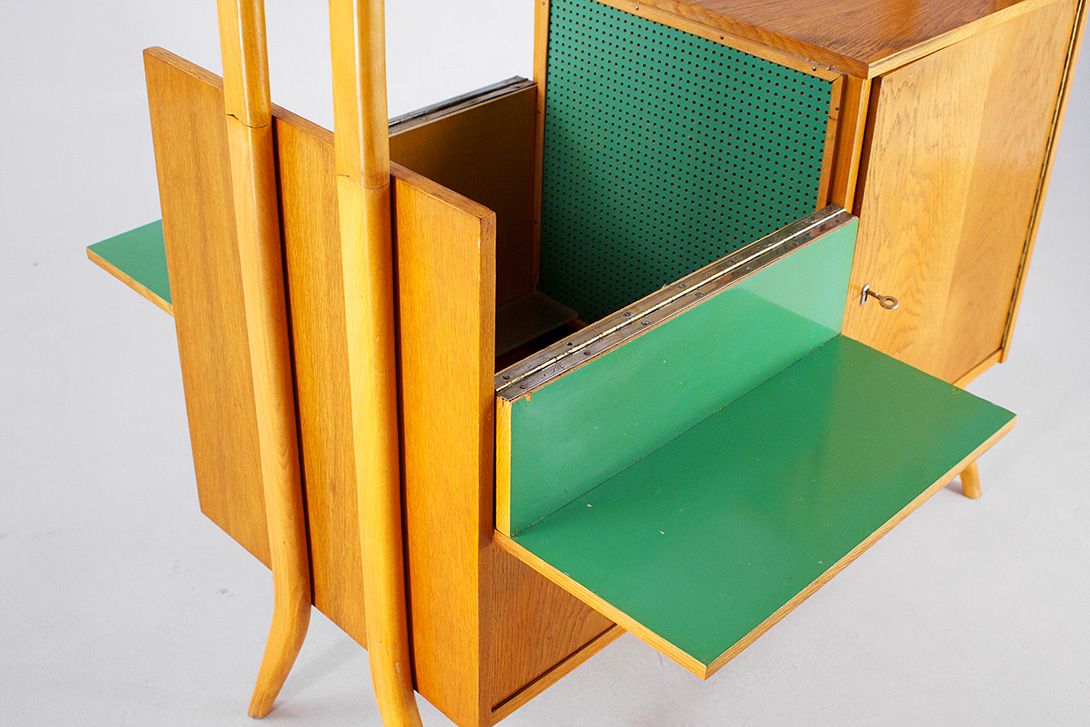 Foto Czech Cabinet Showcase Room Divider 1958