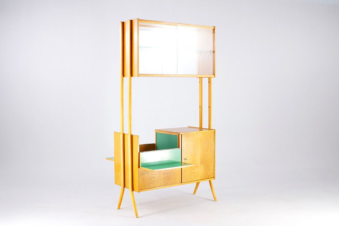 Foto Czech Cabinet Showcase Room Divider 1958