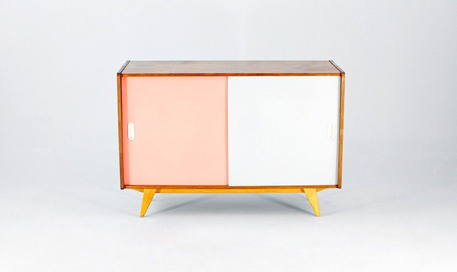 Foto Sideboard Interier Praha with Sliding Doors Pink/White w110