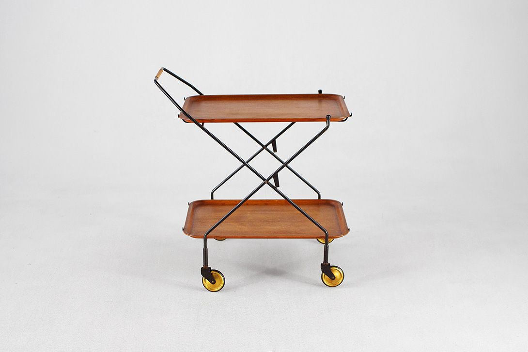 Foto Danish Teak Serving Cart 1959 h68x65x48