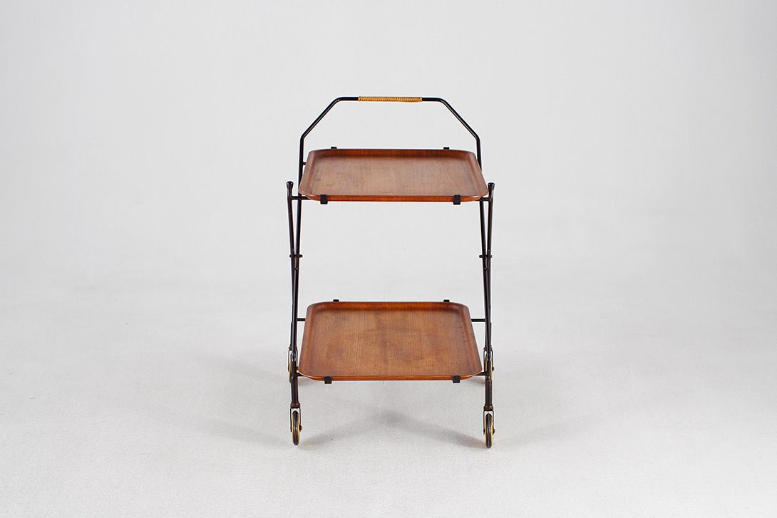 Foto Danish Teak Serving Cart 1959 h68x65x48