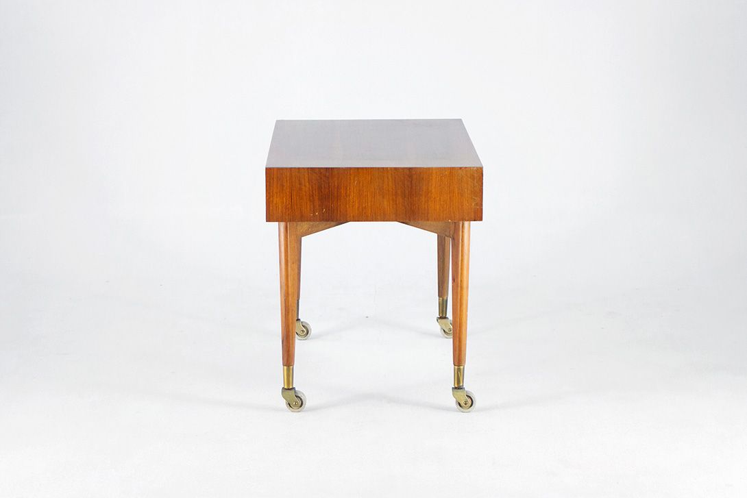 Foto Side Table on Wheels Germany 1954 h56x70x48