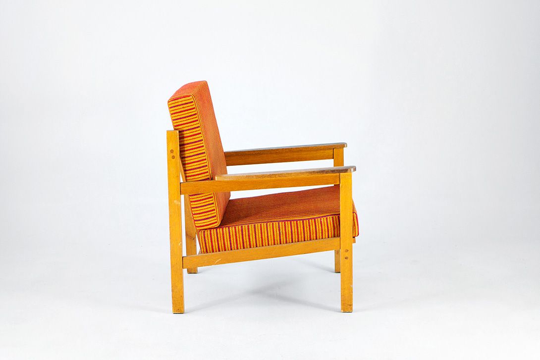 Foto Striped CSSR Armchair