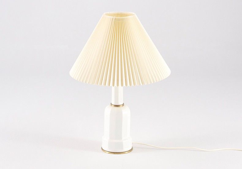 Foto Porcelain and Brass Heiberg Table Lamp Denmark 1930 h65