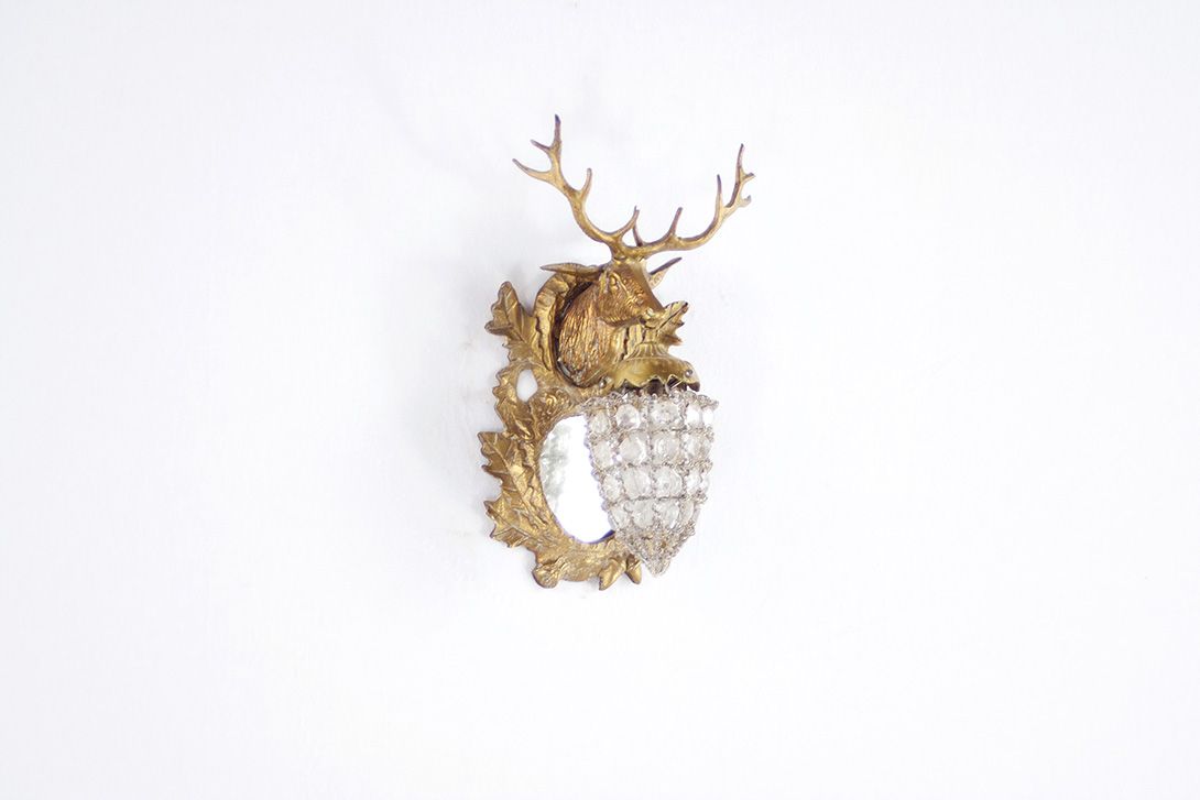 Foto Wall Lamp Brass Deer and Tiny Crystal Chandelier h32