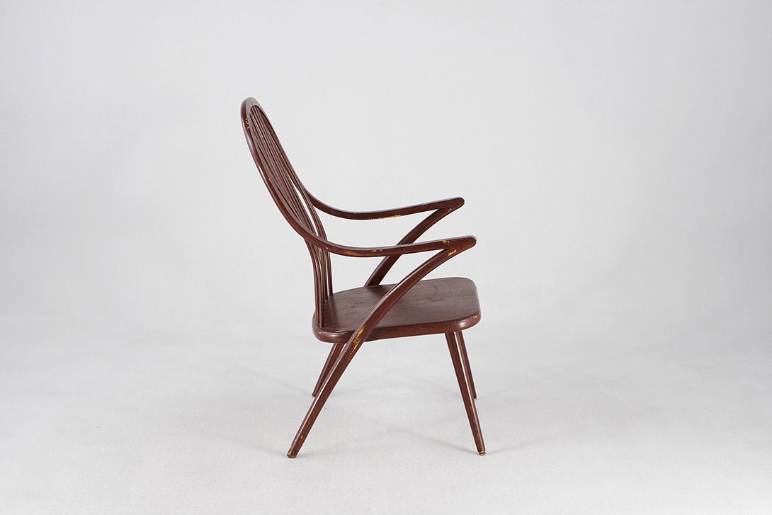 Foto Wooden Armchair England 1923