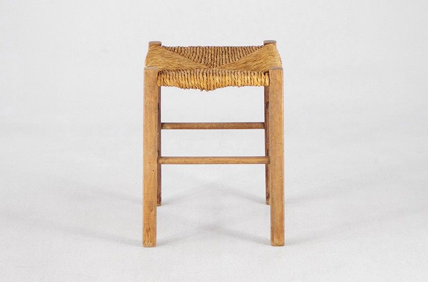 Foto Rattan Stool