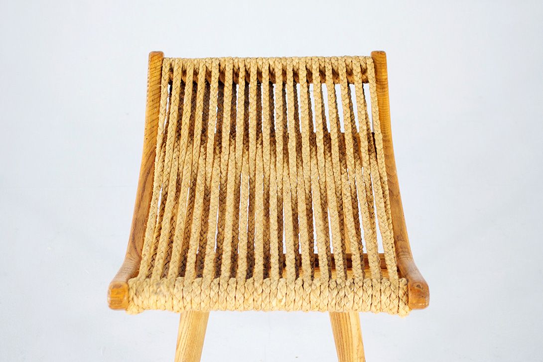 Foto Mid Century Stool with Roped Upholstery Bohemia 1925