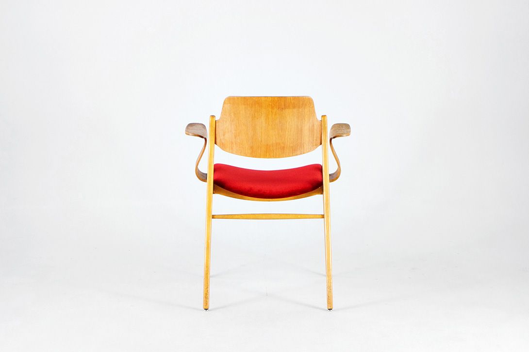 Foto Rare Armchair by Hartmut Lohmeyer for Wilkhahn