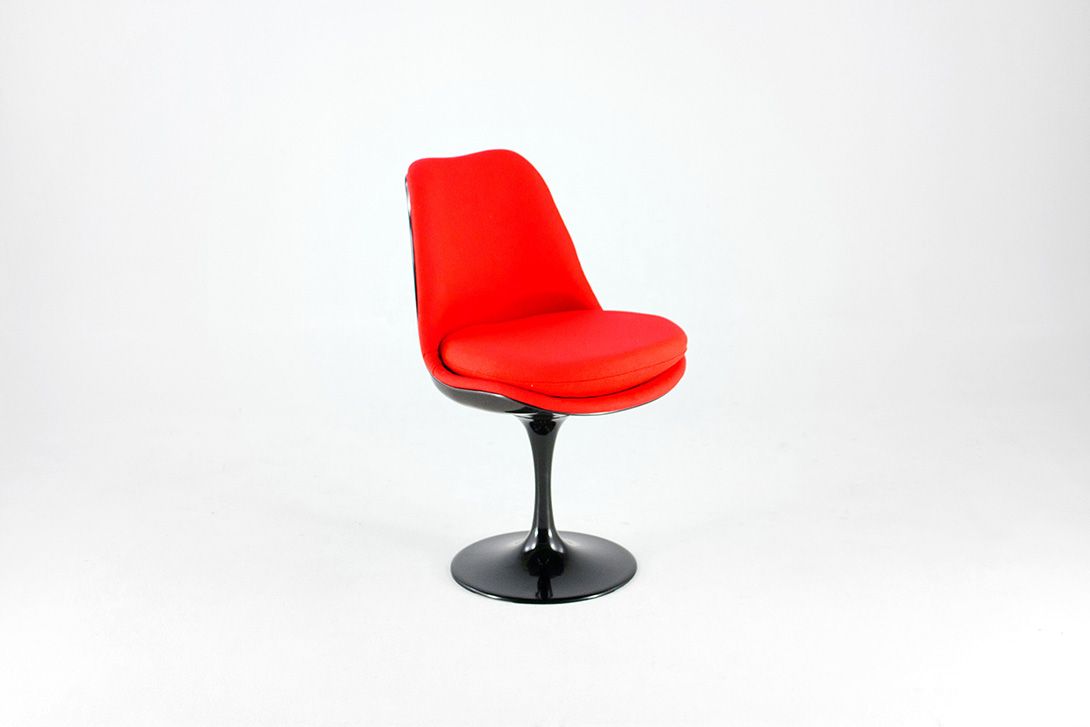 Foto Red Saarinen Tulip Chair, Fully Upholstered, 1978