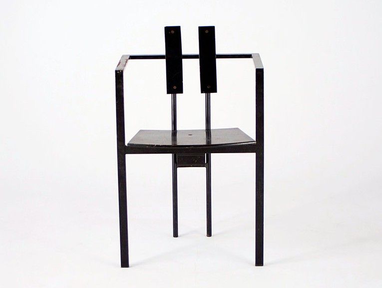 Foto All Black New Wave Chair with parted Backrest Memphis Style 1982