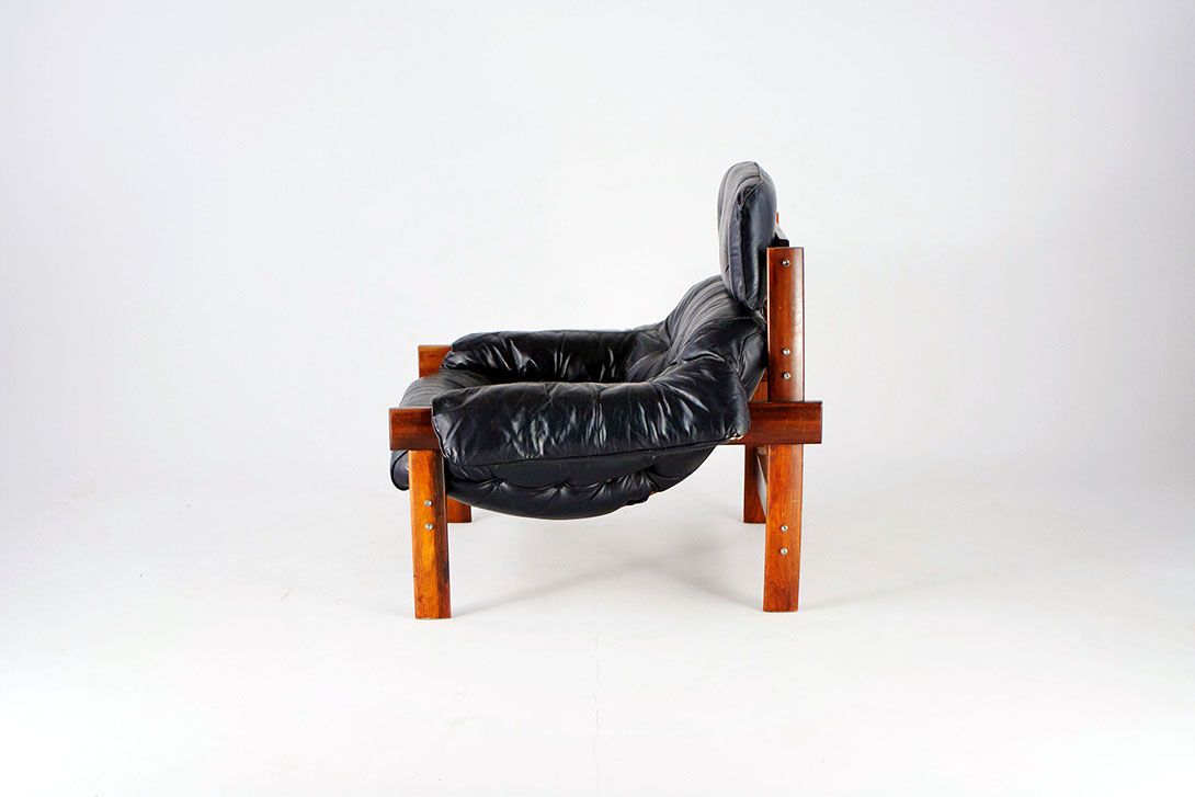 Foto Brazilian Armchair Percival Lafer Light Brown 1964