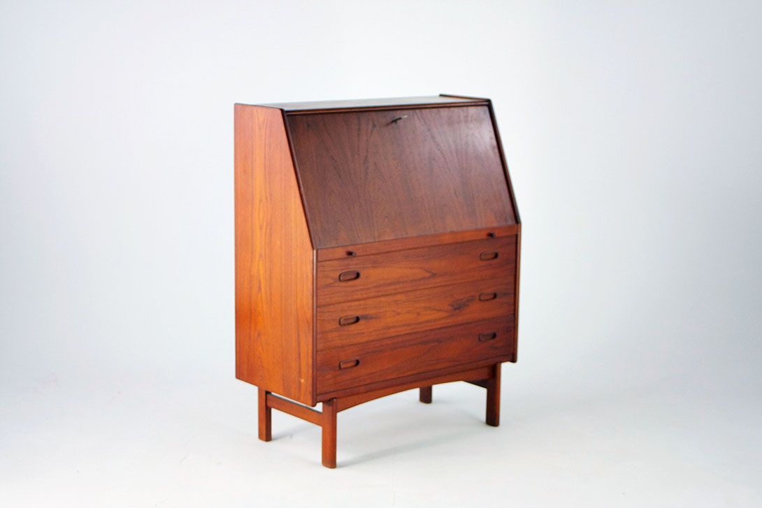 Foto Dyrlund Secretary Desk 1964
