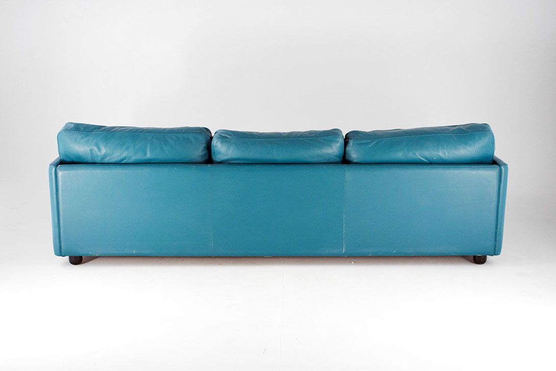 Foto Petrol Poltrona Frau Leather Sofa (Three-Seater) Italy 1968