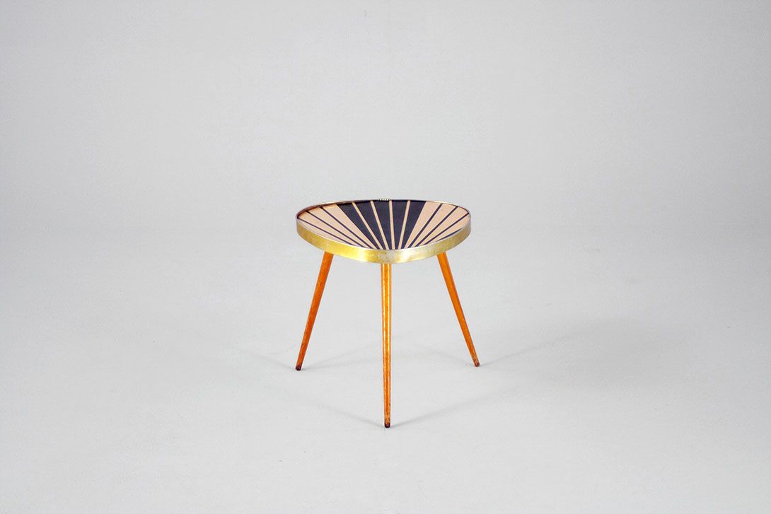Foto Small Mid-Century Side Table h32x31